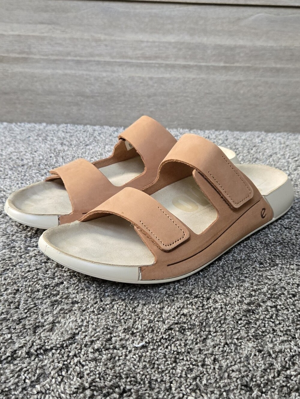 ECCO Cozmo Women's Nubuck Two-Strap Sandal NEW size EU 41 (US 10-10.5)